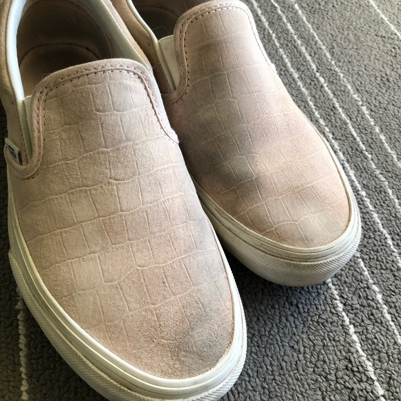 LAST CHANCE Vans Pink Leather Slip On - Picture 2 of 10
